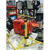 Image 1 : Double lighted pedastol work light