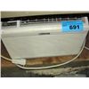 Image 1 : Right temp air conditioner