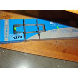 Dynex 40x56" low profile TV wall mount