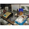 Image 1 : Shelf lot of collectables and decorative items