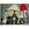 Image 1 : 5 assorted table lamps