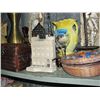 Image 1 : Shelf lot of collectables and decorative items