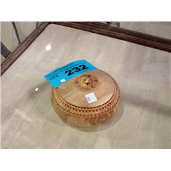 Small round wooden lidded keepsake box