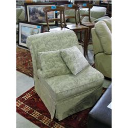 Contemporary living room accent chair with angel