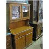 Image 1 : Maple buffet and hutch