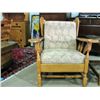 Image 1 : Vilas solid maple arm chair
