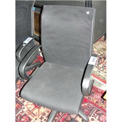 Black gas lift office chair