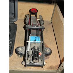 Floor jack