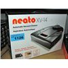 Image 1 : Neato automatic vacuum cleaner