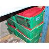 Image 1 : 8 green plastic baskets filled with red paper