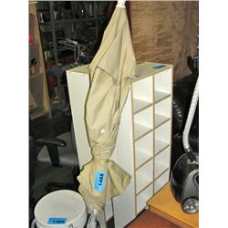 Patio umbrella