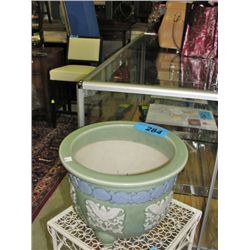 NIcely crafted ceramic planter made in scotland