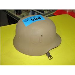 Military combat helmet