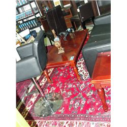 Approx 7F by 10F hand knotted persian area rug