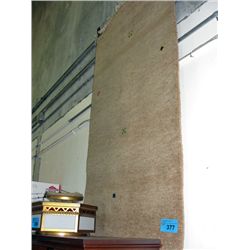 Approx 3F by 5F wool area rug