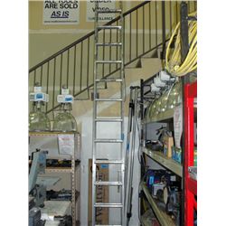 Aluminum extention ladder