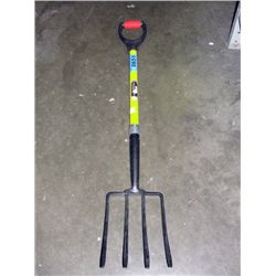 WEstern rugged garden fork
