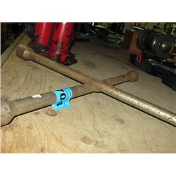 Heavy duty 4 size tire iron
