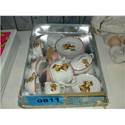 Childs tea set