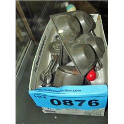 Small box of vintage tin toy kitchen utensils,