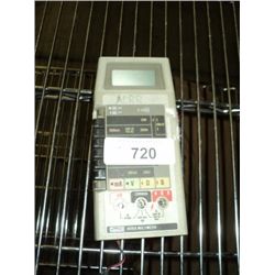 Fluke 8020B Multimeter