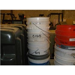 Lot: 5-Gallon Buckets with Lids (14X THE MONEY)