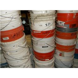 Lot: 5-Gallon Buckets with Lids (13X THE MONEY)