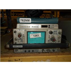 Tektronix 475 Oscilloscope