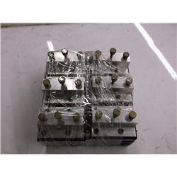 Lot: Switches