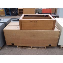 Lot: Furntiure