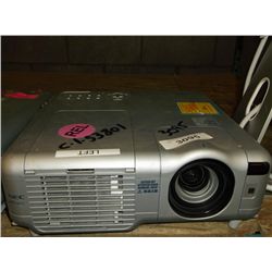 Nec MT 1075 Projector
