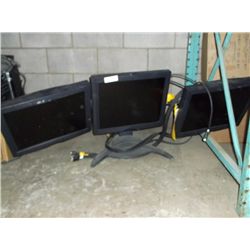 Mass Triple Screen 17" LCD