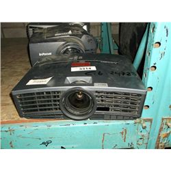Mitsubishi XD480U Projector