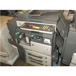 KONICA MINOLTA BIZHUB 420 COPIER