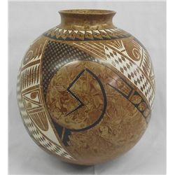 Mata Ortiz Museum Quality Jar - Alejandro Sota