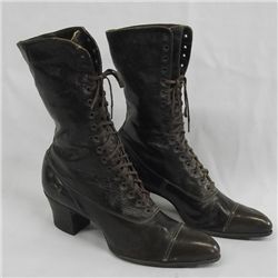Vintage Ladies Lace Up High Top Boots  - Brown Co.
