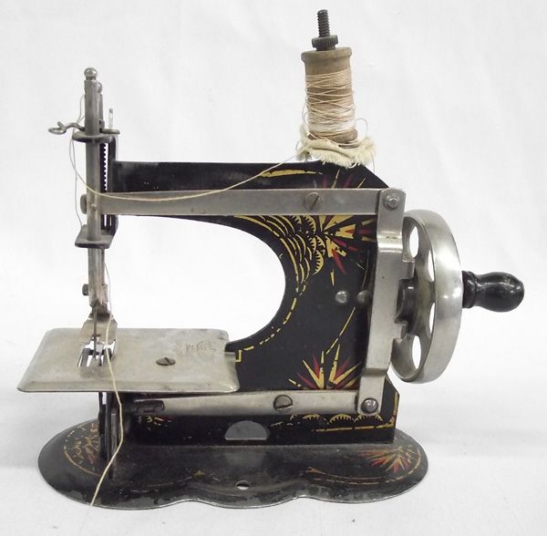 1900s Antique German Child's Sewing Machine