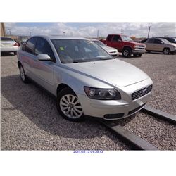 2005 - VOLVO S40