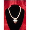 Image 1 : 350CTW  FRESHWATER WHITE PEARL WITH CAPIZ NECKLACE