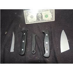 THE COLLECTOR LOT OF 5 SCREEN USED BROKEN STUNT KNIVES USED BY THE MAN IN HIS LAIR NO RESERVE!