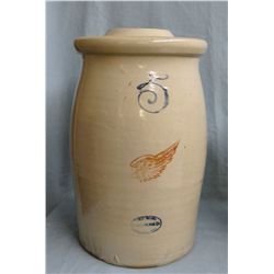 5 gal RW butter churn w/ lid 4” wing, chip on rim