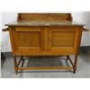 Image 1 : Marble-top wash stand w/ towel bars