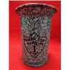 Image 2 : 3 Graniteware measuring pitchers: 1 pint marked General Steel Wares Ltd; 1.5 pint; 1 quart