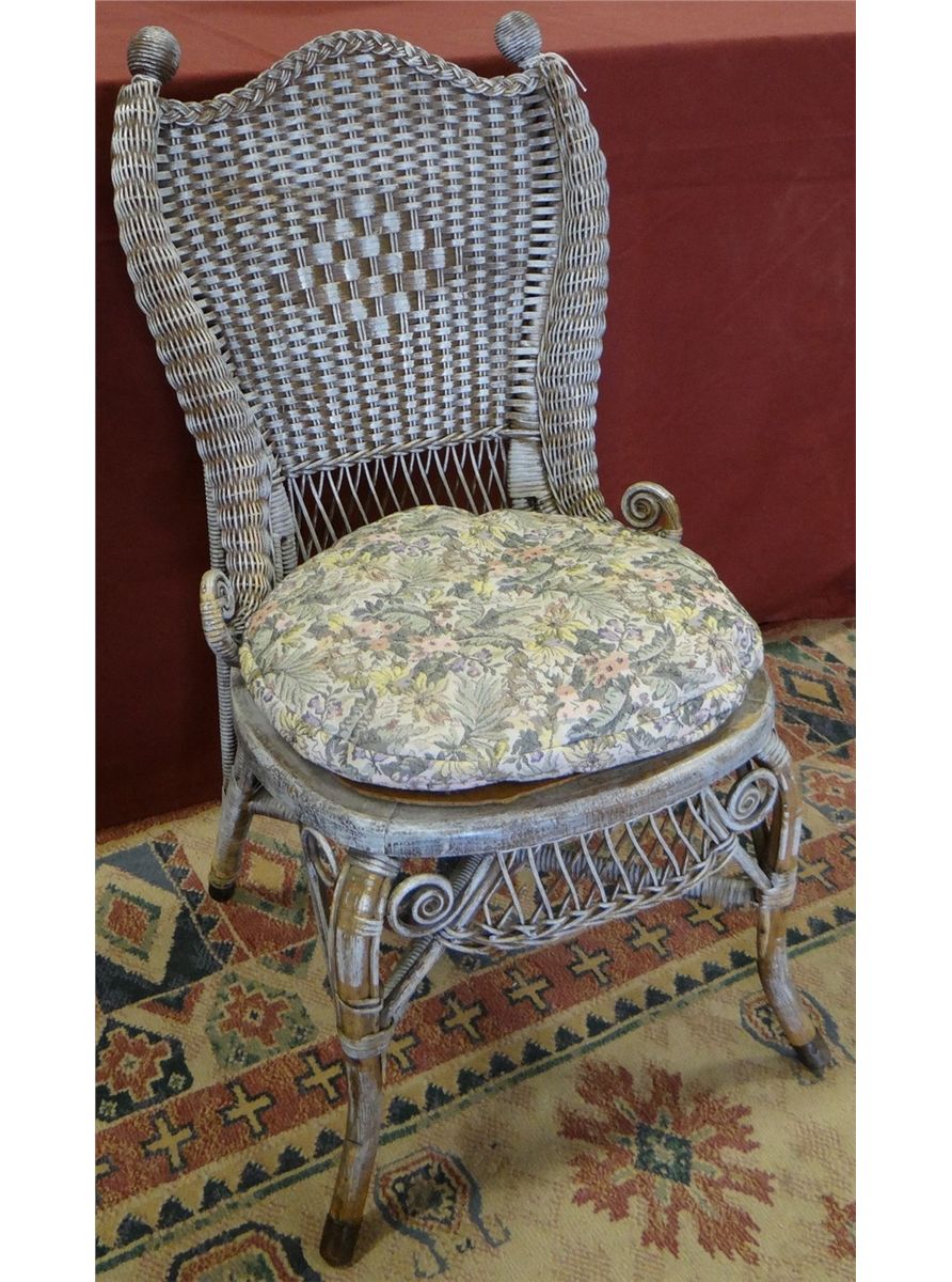 HeywoodWakefield Victorian children's wicker chair, 31"h