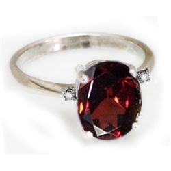 Natural 2 ctw Garnet 14k White Gold .05ct Diamond