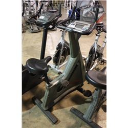 LIFE FITNESS 9500HR UPRIGHT EXERCISE BIKE