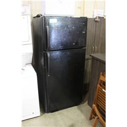 FRIGIDAIRE BLACK REFRIGERATOR