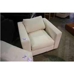 MODERNED WHITE ARM CHAIR