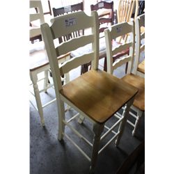 WHITE TRADITIONAL WOODEN BAR STOOL