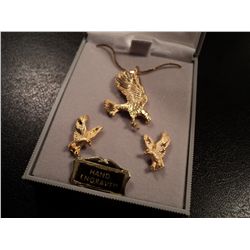 HAND ENGRAVED GOLD EARING AND NECKLACE SET
